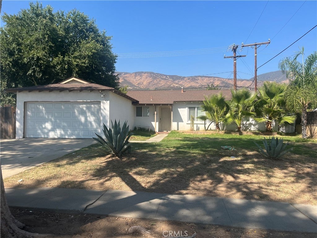 Photo of Listing #TR25233100