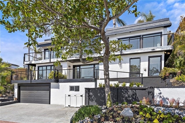 866 Coast View Drive, Laguna Beach