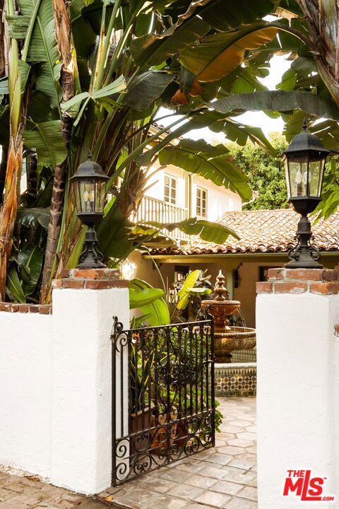 Photo of Listing #25601847