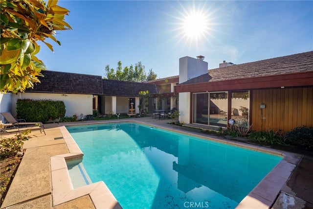 481 Dartmoor Street, Laguna Beach