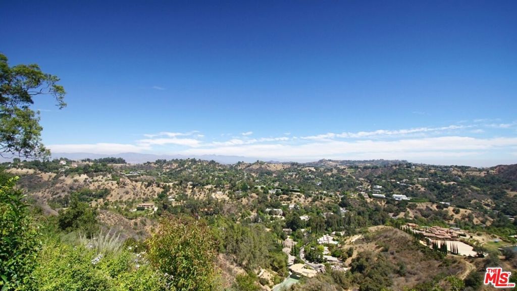 Photo of Listing #25601777