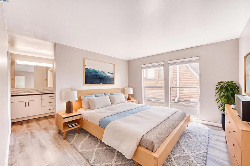 Photo of Listing #41113896