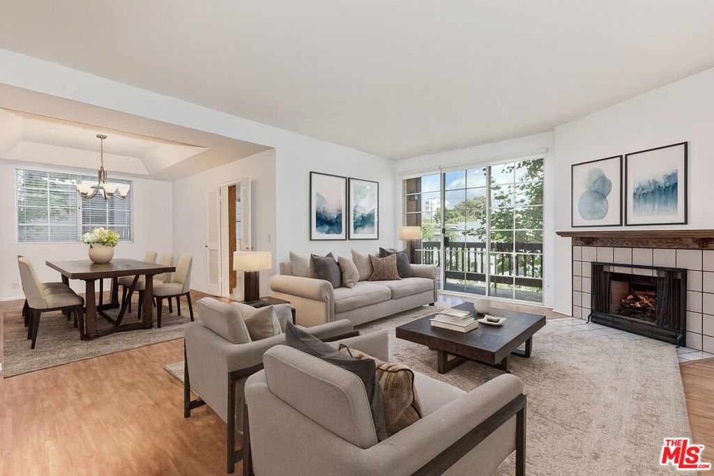 Photo of Listing #25597527