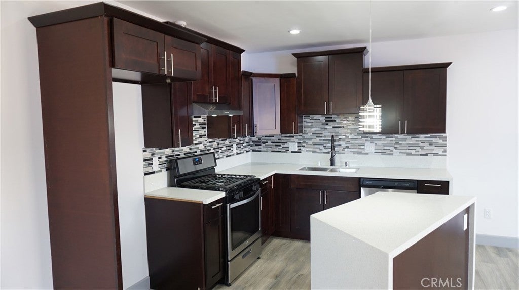 Photo of Listing #SR25234184