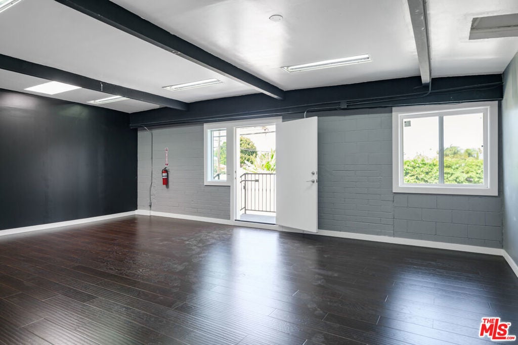 Photo of Listing #25602807