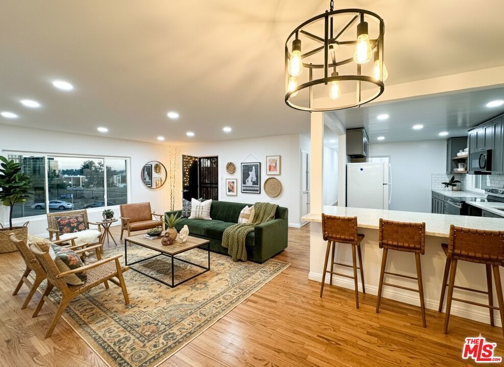 Photo of Listing #25603187