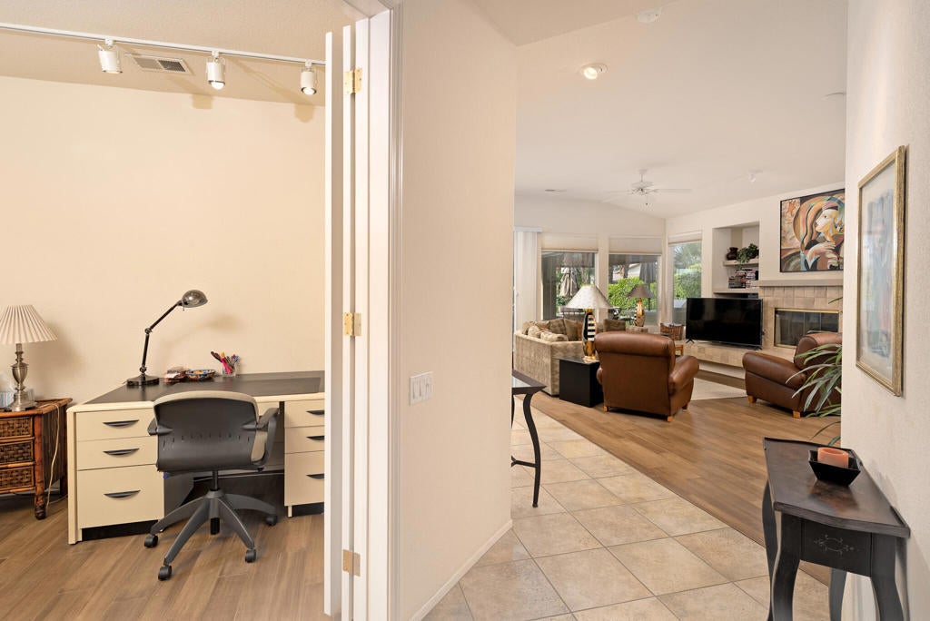 Photo of Listing #219136579DA