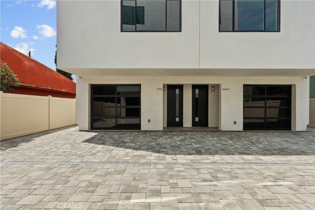 Photo of Listing #SR25235195