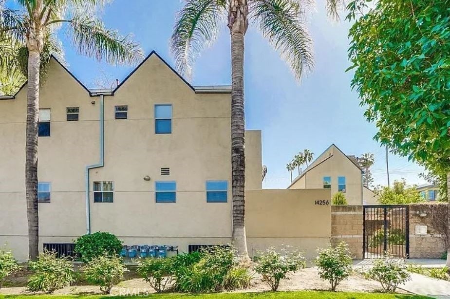 Photo of Listing #SR25235281