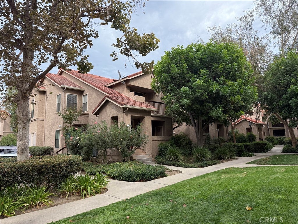 Photo of Listing #SR25229177