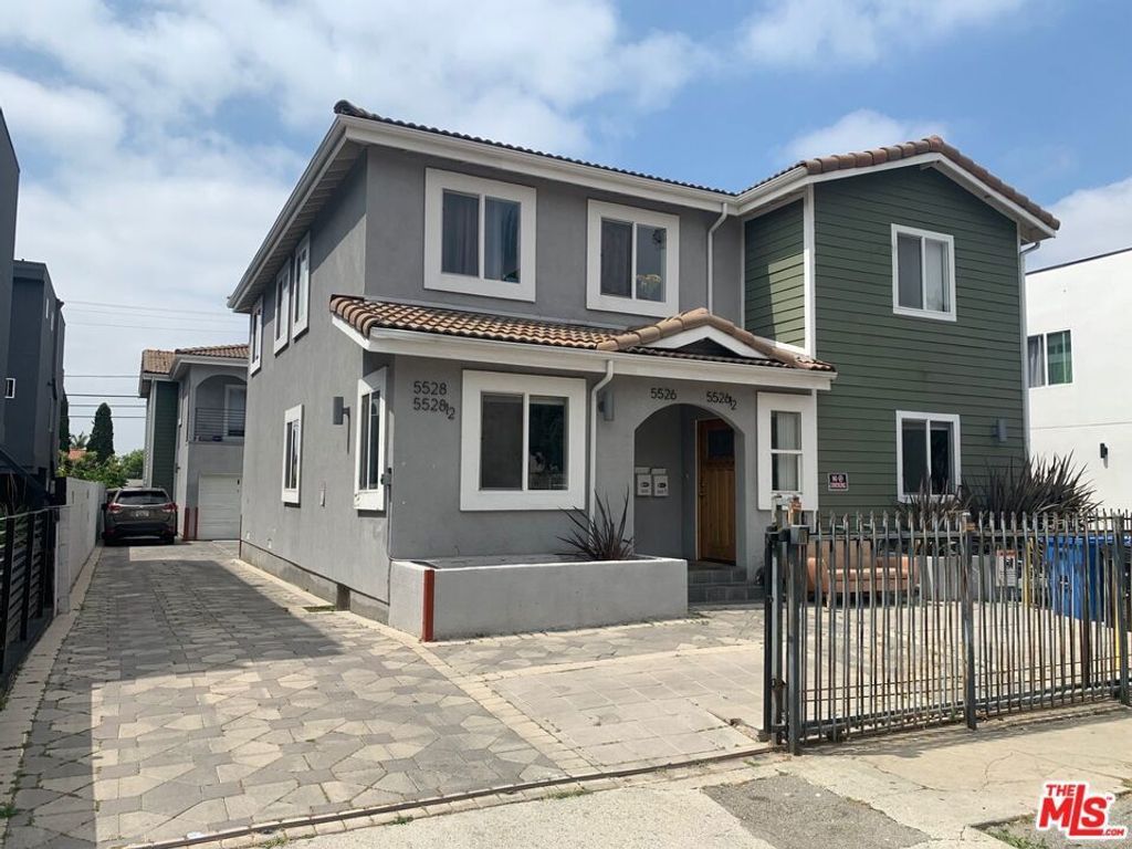 5526 Barton Avenue, Los Angeles
