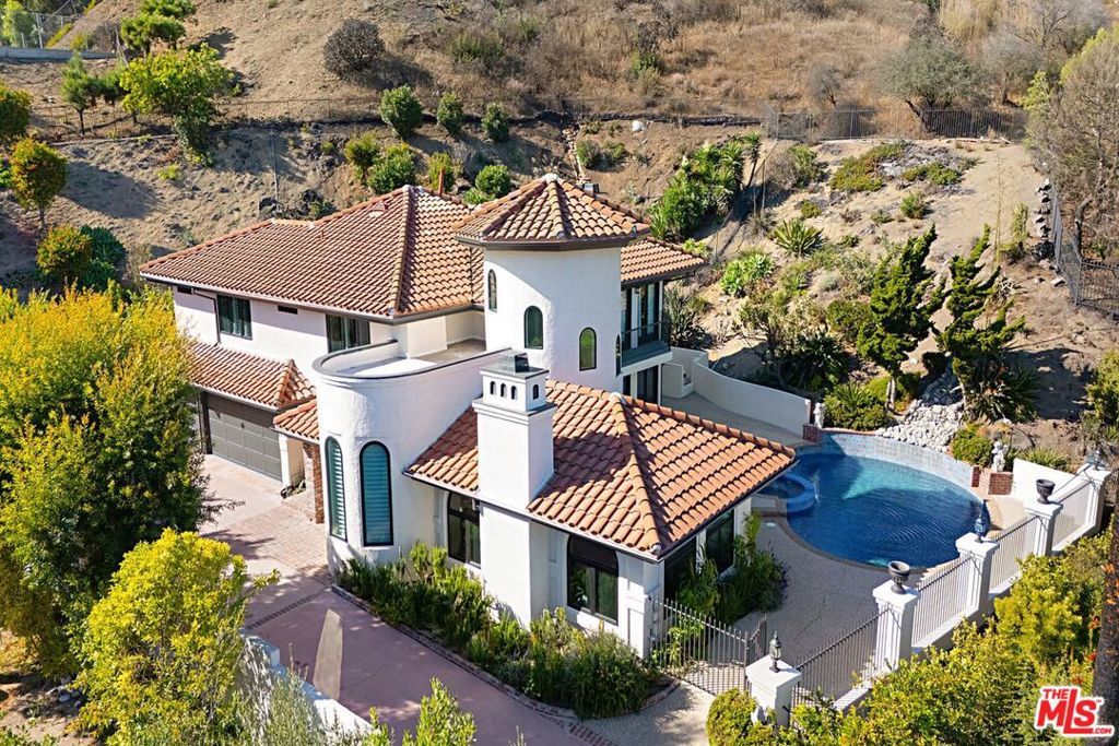 Photo of Listing #25604193