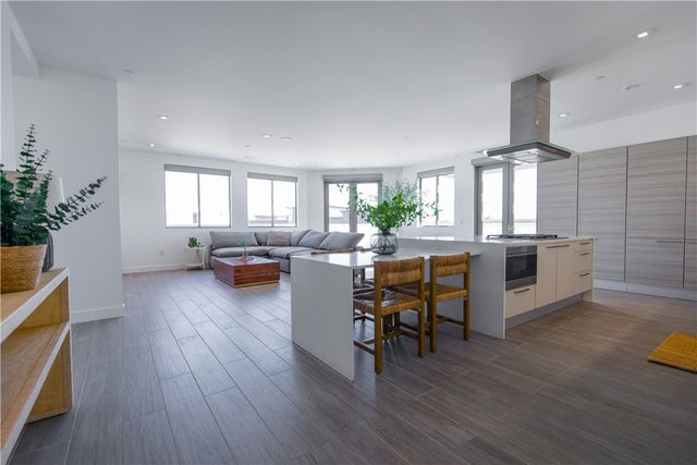 2210 Newport Boulevard # 302, Newport Beach.