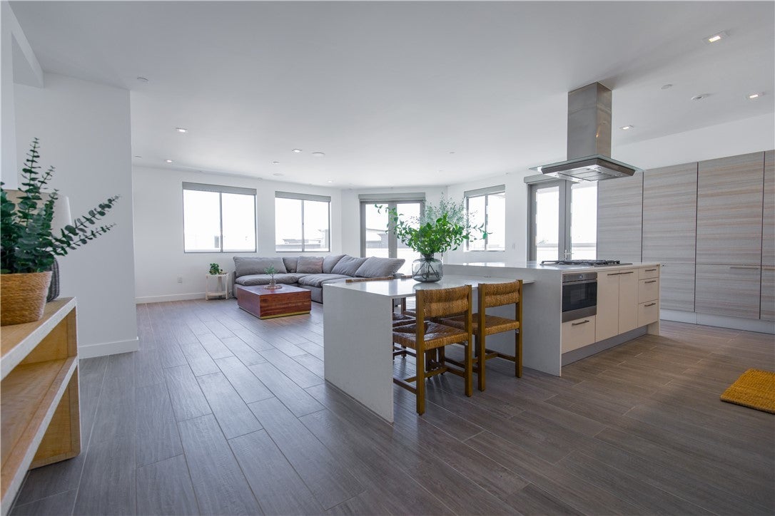 Photo of Listing #NP25237068