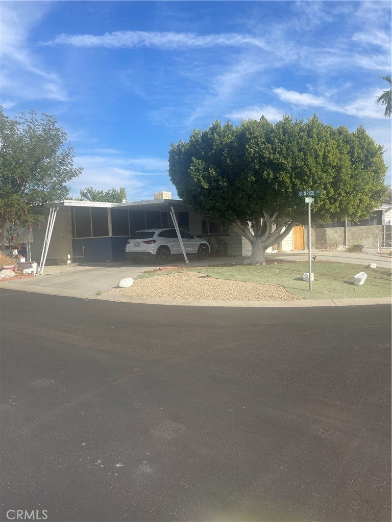 Photo of Listing #SR25237096