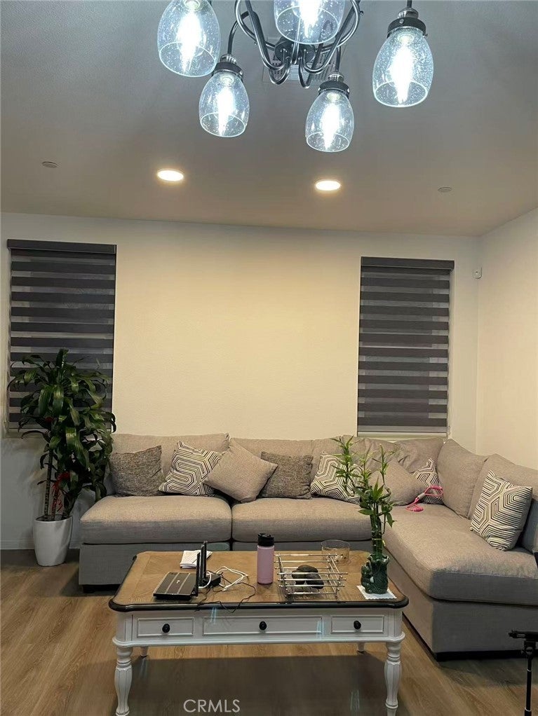 Photo of Listing #OC25237480