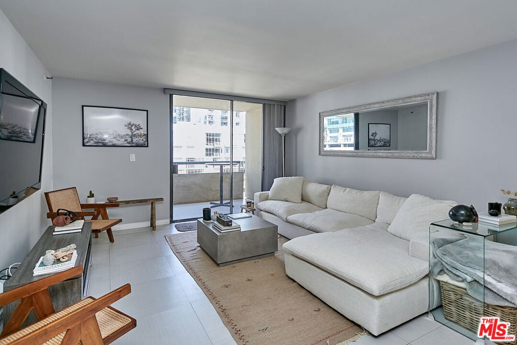 Photo of Listing #25605101