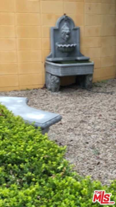 Photo of Listing #25605145