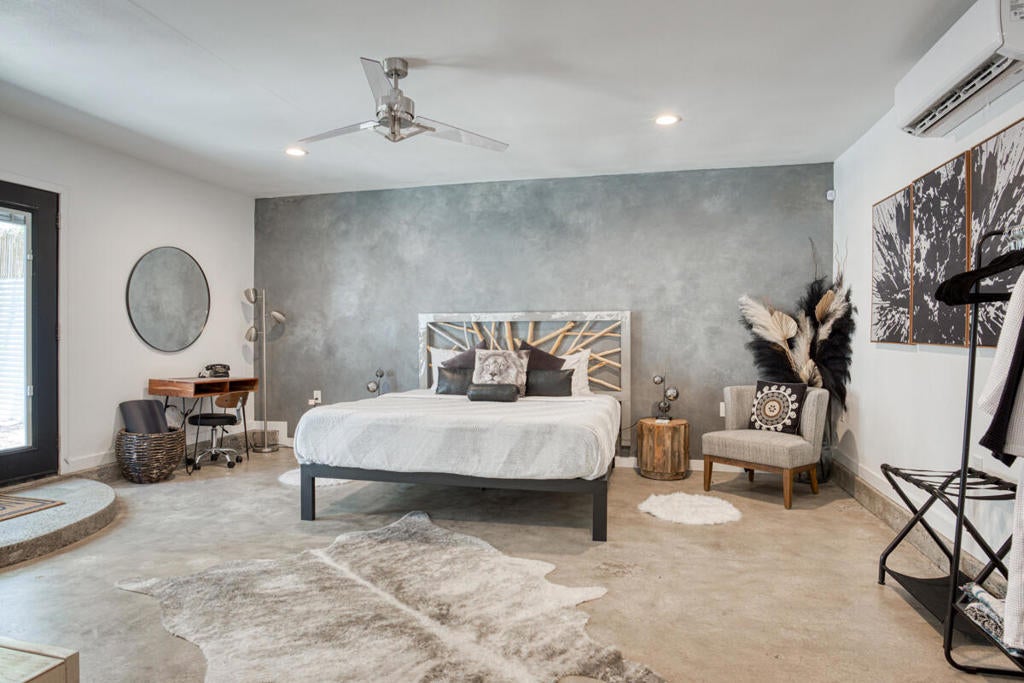 Photo of Listing #219136867DA