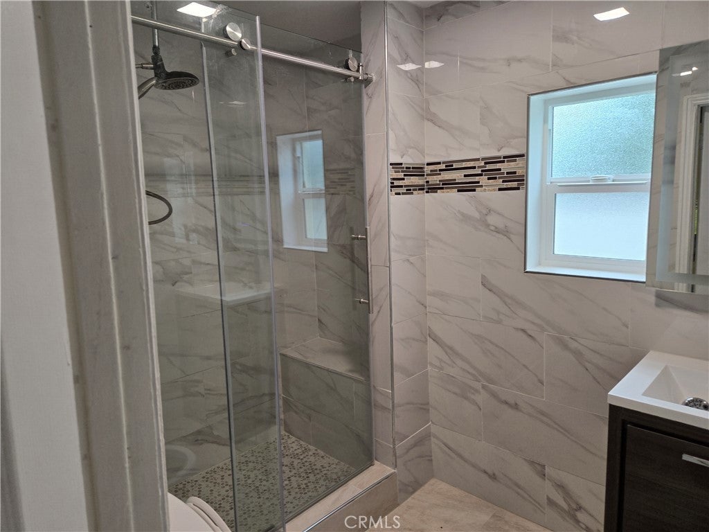 Photo of Listing #OC25240012