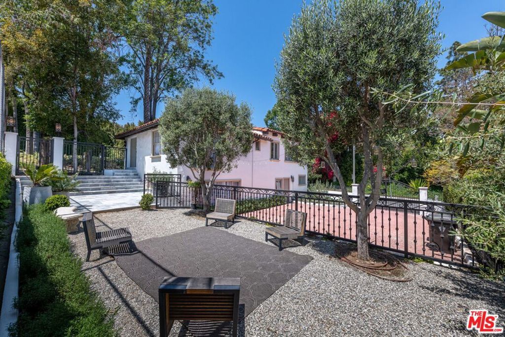 Photo of Listing #25605983