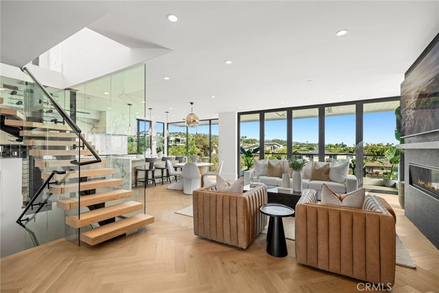 504 Hazel Drive, Corona Del Mar