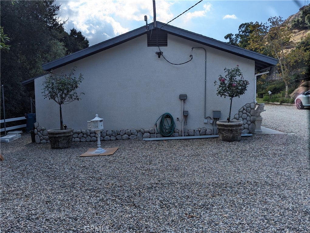 Photo of Listing #SR25241003