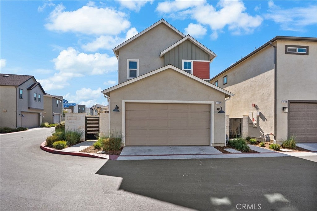 Photo of Listing #SR25241570