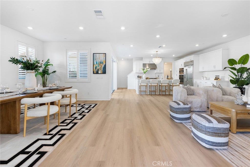 Photo of Listing #OC25241594