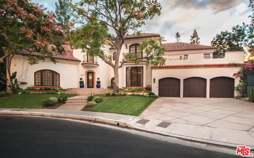 12140 Summit, Beverly Hills
