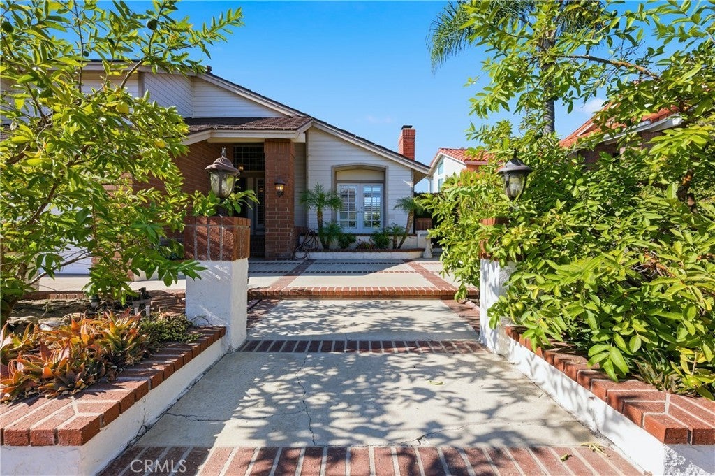 Photo of Listing #PW25242337