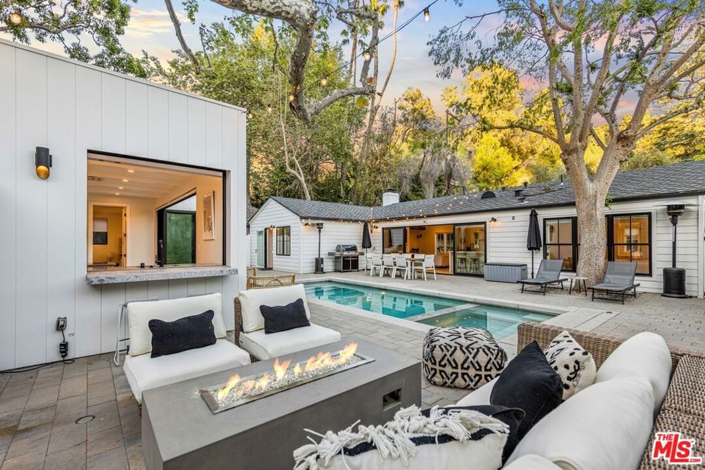 Photo of Listing #25607849