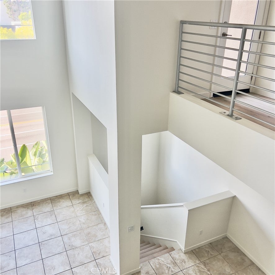 Photo of Listing #PW25243848