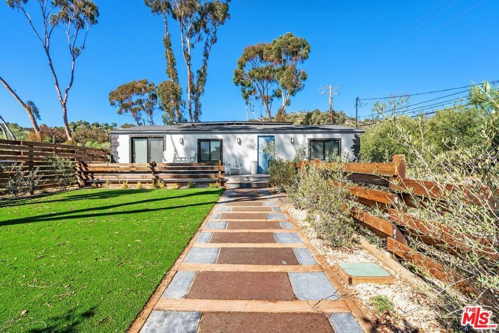 Photo of Listing #25608771