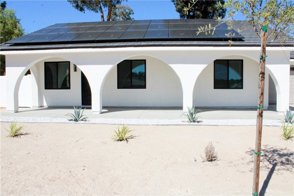 Photo of Listing #IV25244185