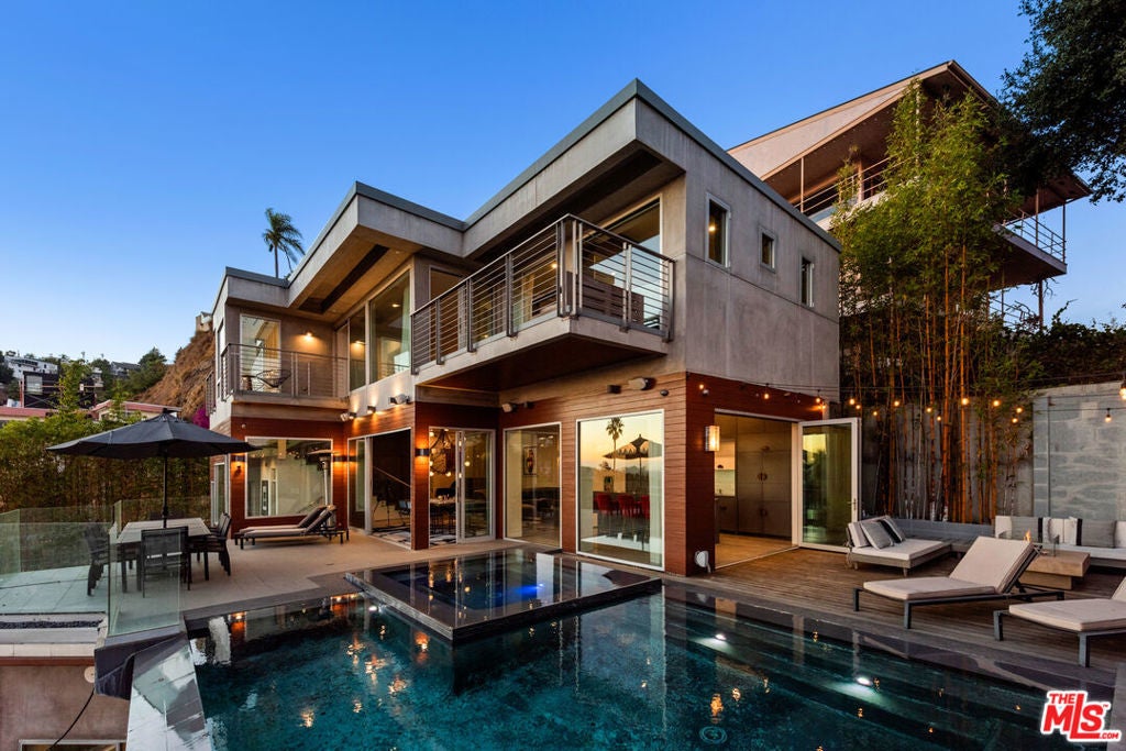 Photo of Listing #25609081