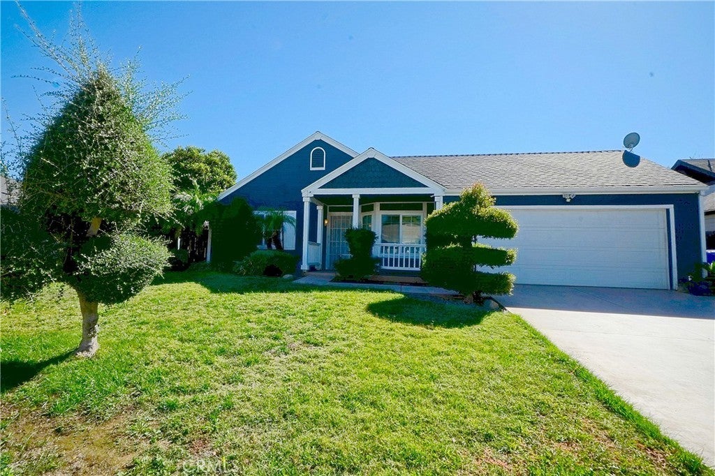 Photo of Listing #IV25240240