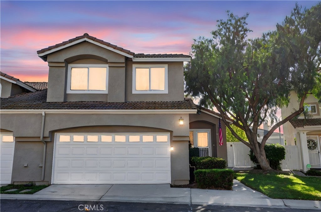 Photo of Listing #IV25244520