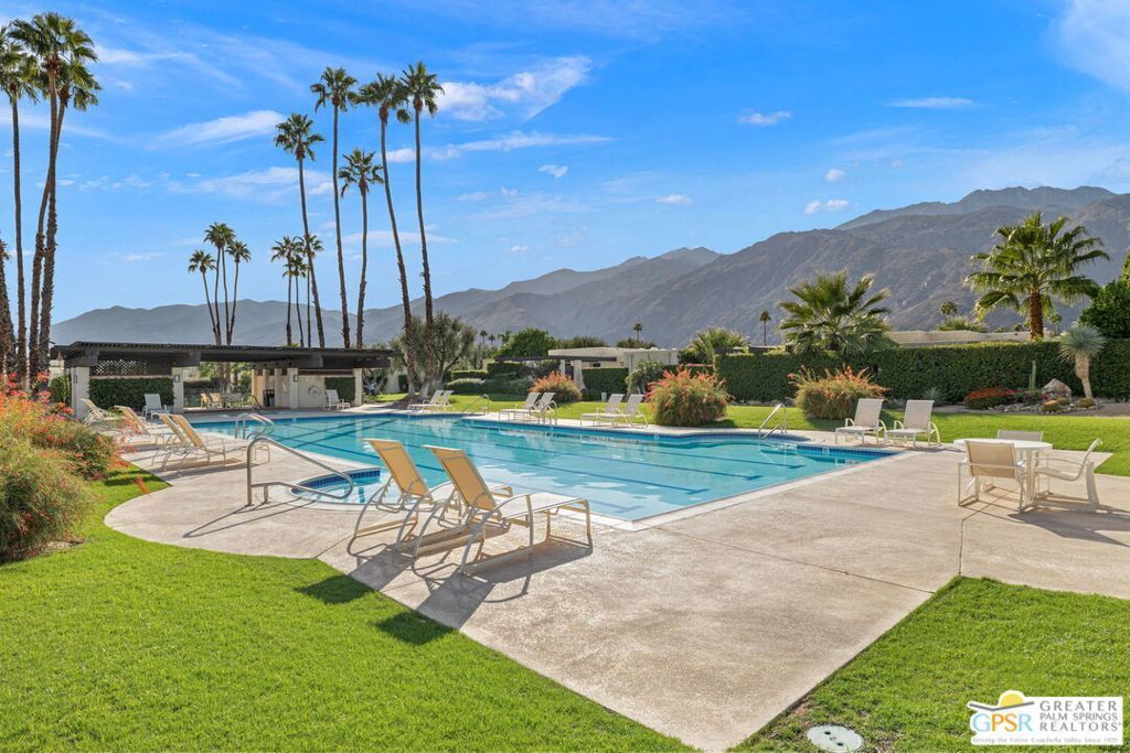 427 N Calle Rolph, Palm Springs