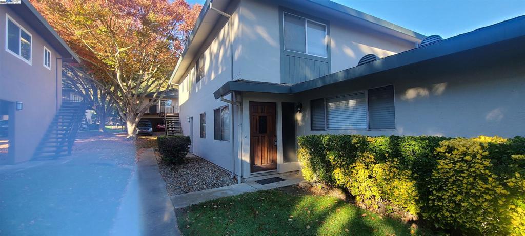 Photo of Listing #41115532