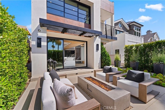 426 Marguerite Avenue, Corona Del Mar