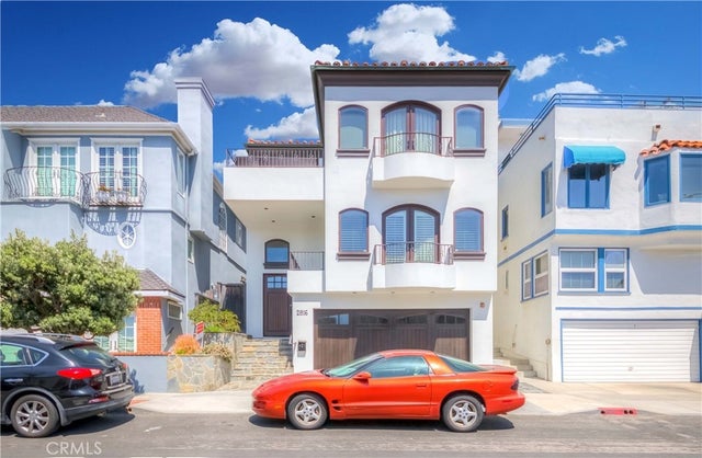 2816 Manhattan Avenue, Manhattan Beach.