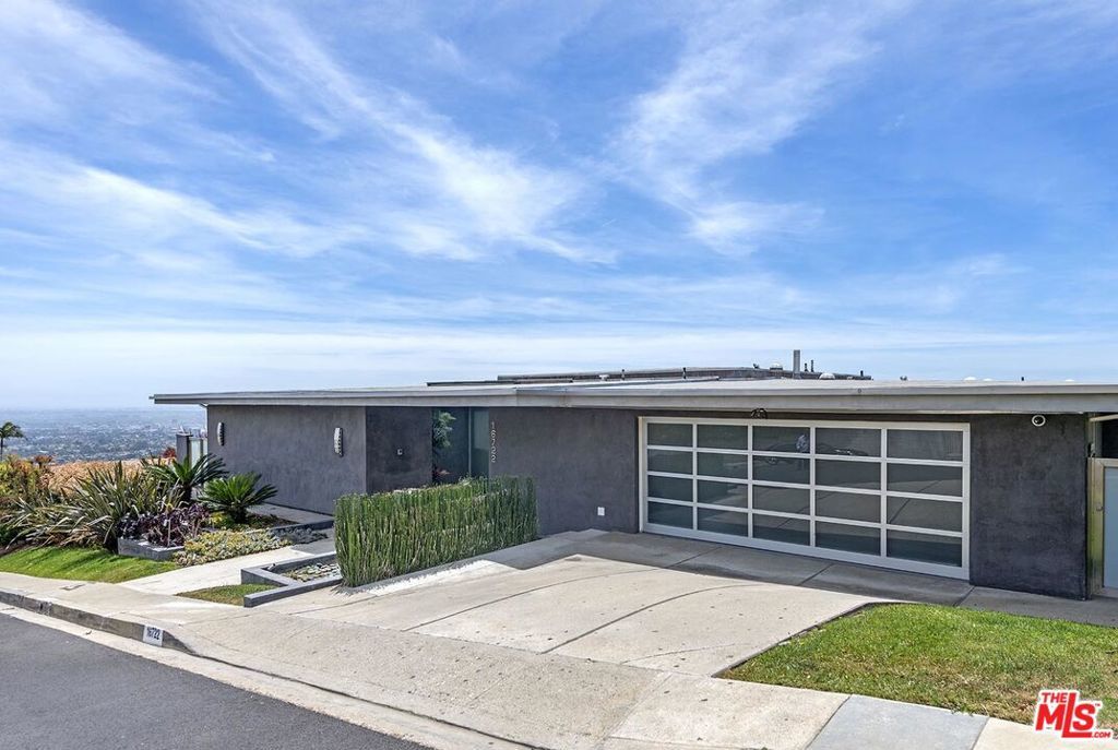 Photo of Listing #25610061