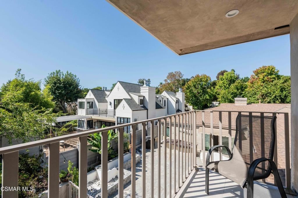 Photo of Listing #225005333