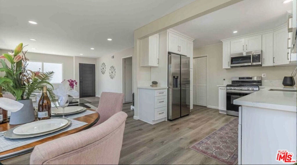 Photo of Listing #25610285