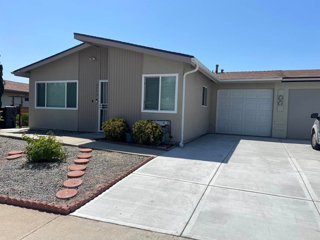 Photo of Listing #NDP2510236