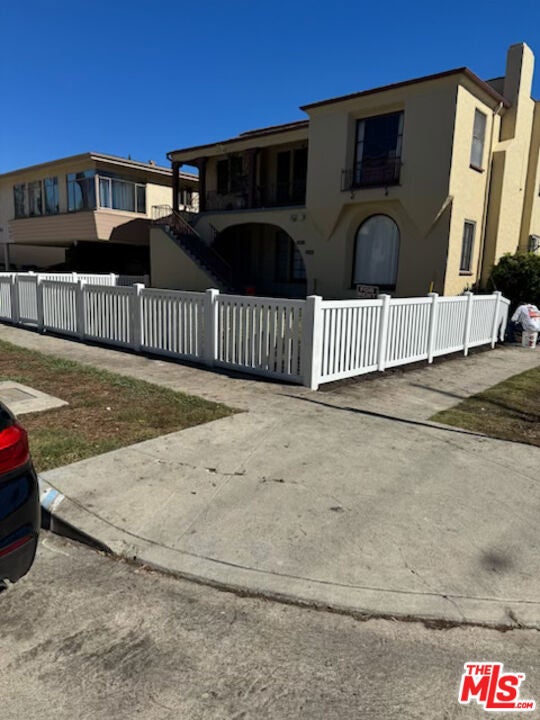 Photo of Listing #25610433