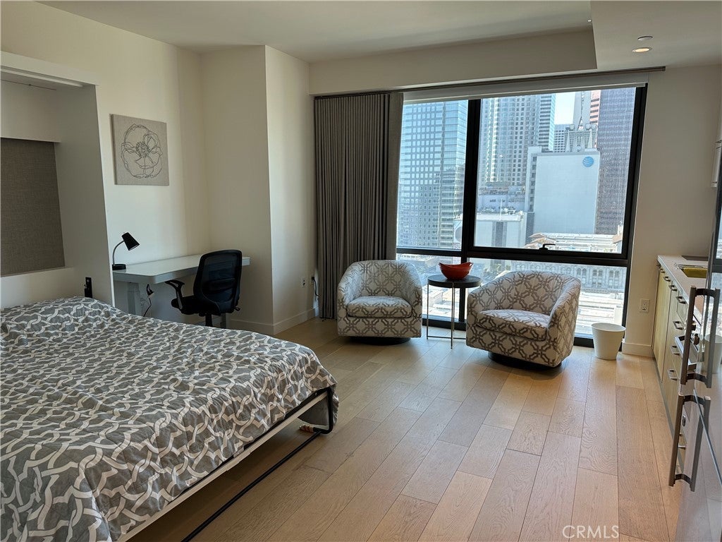 Photo of Listing #WS25246894