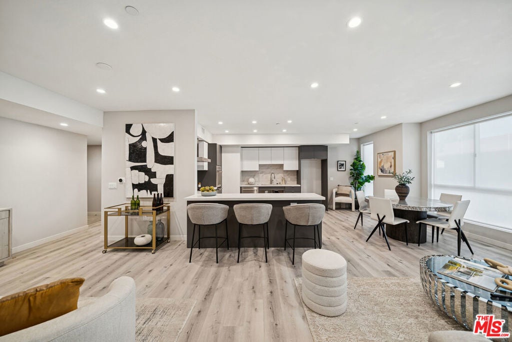 Photo of Listing #25610789