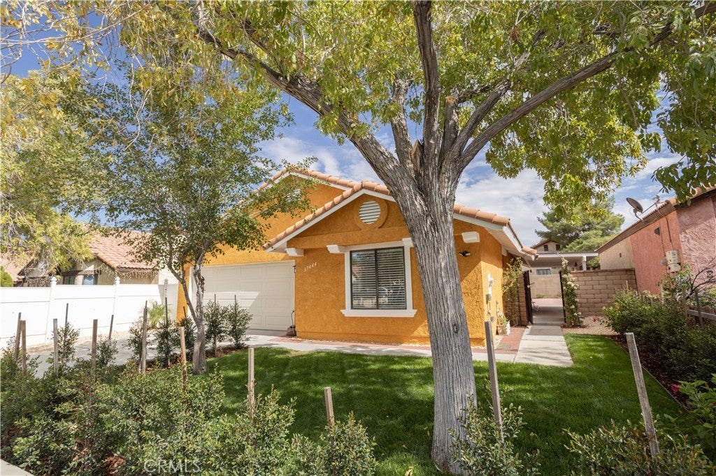 Photo of Listing #SR25247378